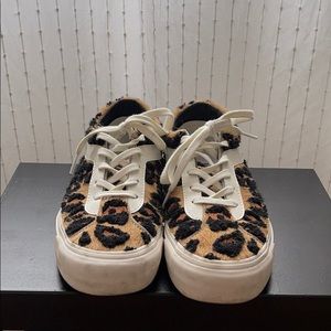 Vans Women’s Special Edition Leopard FauxFur Print